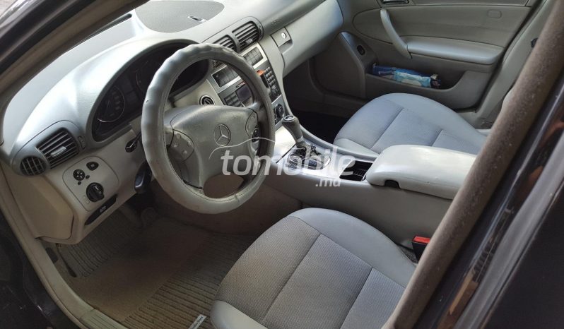 Mercedes-Benz C 270 Importé Occasion 2005 Diesel 260000Km Rabat #55601 full