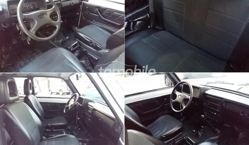 Land Rover Defender Importé Occasion 2009 Essence 80000Km Tanger #57583 plein