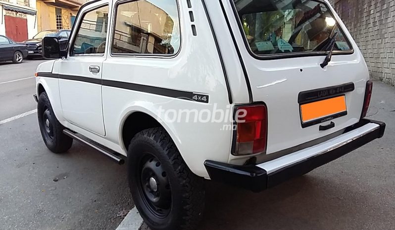 Land Rover Defender Importé Occasion 2009 Essence 80000Km Tanger #57583 plein