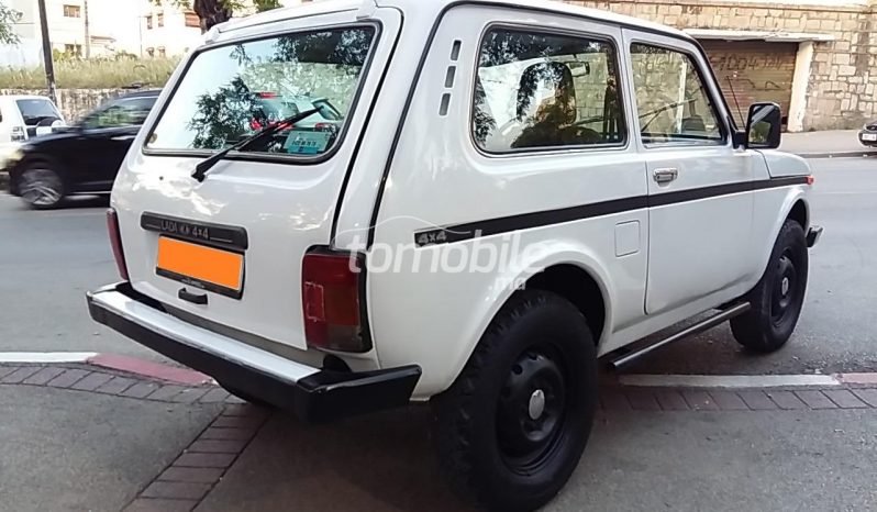 Land Rover Defender Importé Occasion 2009 Essence 80000Km Tanger #57583 plein