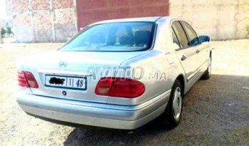 Mercedes-Benz Classe E Occasion 1996 Diesel 292000Km Nador #58431 plein