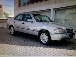 Mercedes-Benz 250 Occasion 1993 Diesel 200Km Tanger #59768 plein