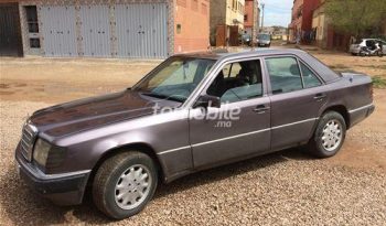 Mercedes-Benz 250 Occasion 1992 Diesel 350000Km  #62743