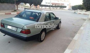 Mercedes-Benz 250 Occasion 1986 Diesel 260000Km Nador #63492 plein