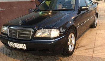 Mercedes-Benz Classe C Occasion 1996 Diesel 380000Km Nador #64557 plein