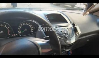 Ford Fiesta  2015 Essence 52000Km Casablanca #87204 plein