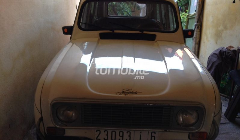 Renault R 4  1990 Essence 200000Km Béni Mellal #87359