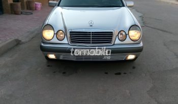 Mercedes-Benz E 220 Importé  1999 Diesel 235000Km Marrakech #85488 plein