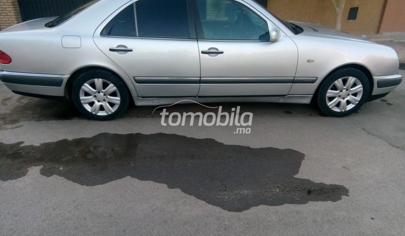 Mercedes-Benz E 220 Importé  1999 Diesel 235000Km Marrakech #85488 plein