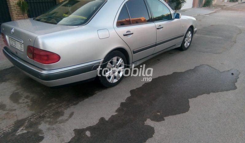 Mercedes-Benz E 220 Importé  1999 Diesel 235000Km Marrakech #85488 plein