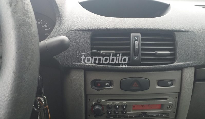 Renault Symbol Occasion 2009 Diesel 160000Km Temara #90696 plein
