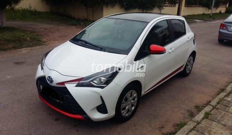 Toyota Yaris Occasion 2018 Hybride 100000Km Mohammedia #94751 plein