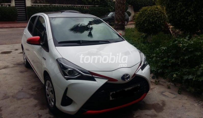 Toyota Yaris Occasion 2018 Hybride 100000Km Mohammedia #94751 plein