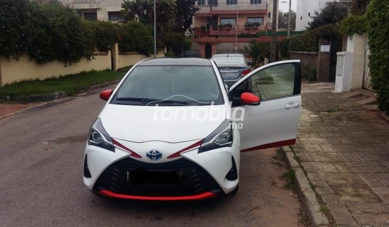 Toyota Yaris Occasion 2018 Hybride 100000Km Mohammedia #94751 plein