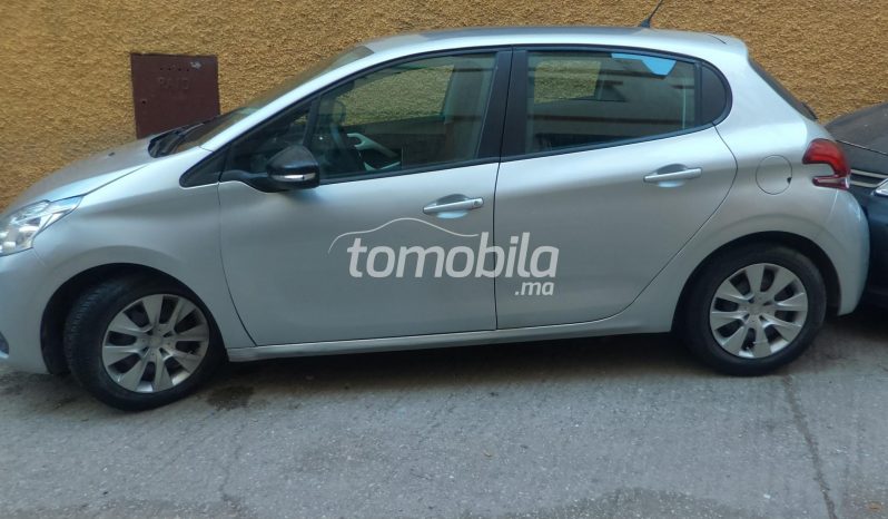 Peugeot 208 Importé Occasion 2016 Diesel 134000Km Tanger #96252 plein