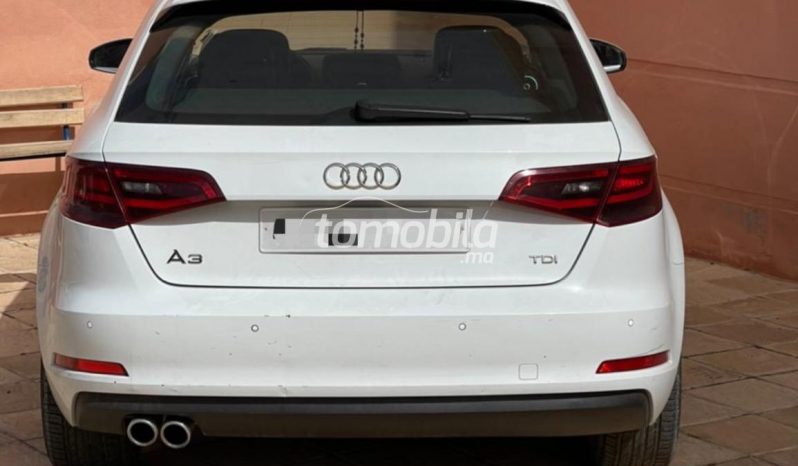 Audi A3  2016 Diesel 199000Km Mohammedia #97690 plein