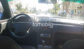 Mercedes-Benz 230 Importé Occasion  Essence 220000Km Rabat #97843 plein