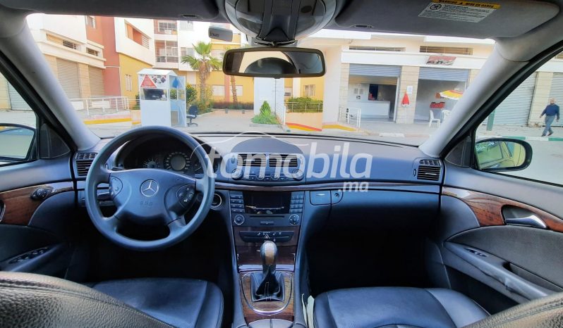 Mercedes-Benz E 220 Occasion 2005 Diesel 233000Km Rabat #97952 plein