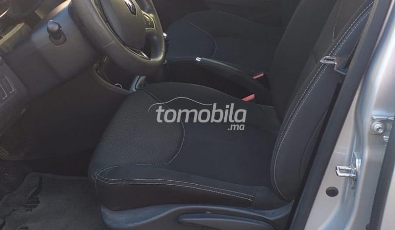Renault Clio  2017 Diesel 96000Km Mohammedia #101543 plein