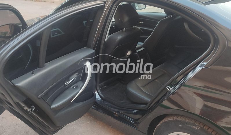BMW 318 Importé  2014 Diesel 210000Km Mohammedia #102193 plein
