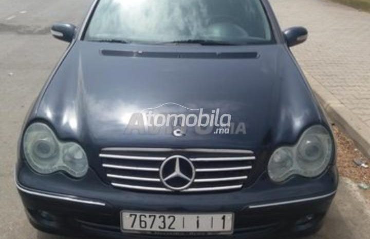 Mercedes-Benz 220 Importé Occasion 2000 Diesel 358000Km Berrechid #102561 plein