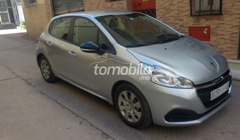 Peugeot 208 Occasion 2017 Diesel 140000Km Tanger #102387 plein