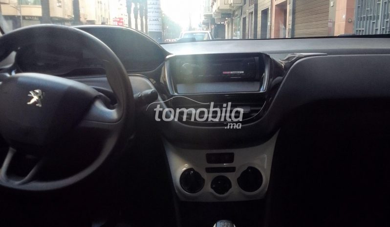 Peugeot 208  2015 Essence 916000Km Casablanca #103176 plein