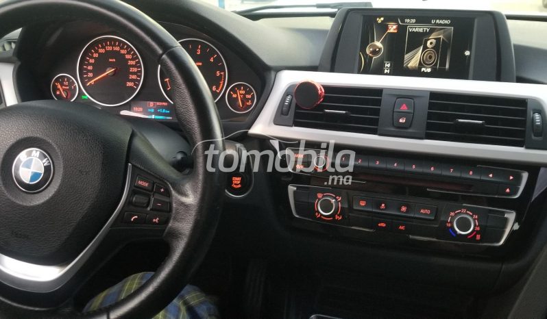 BMW 318  2016 Diesel 14000Km Rabat #103519 plein