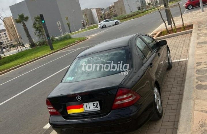 Mercedes-Benz 220 Importé Occasion 2010 Diesel Km Nador #104109 plein