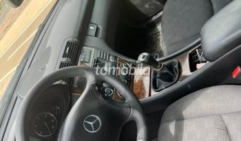 Mercedes-Benz 220 Importé Occasion 2010 Diesel Km Nador #104109 plein