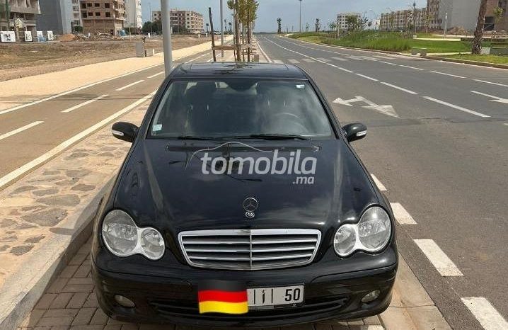 Mercedes-Benz 220 Importé Occasion 2010 Diesel Km Nador #104109 plein