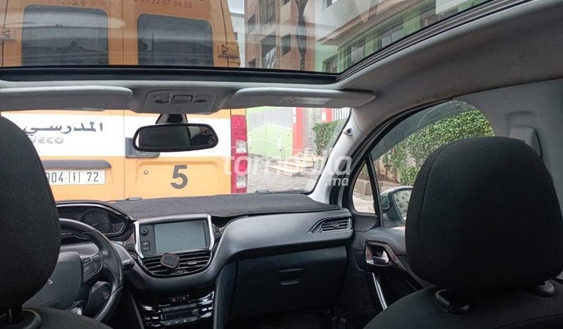 Peugeot 208   Diesel 100000Km Casablanca #105209 plein