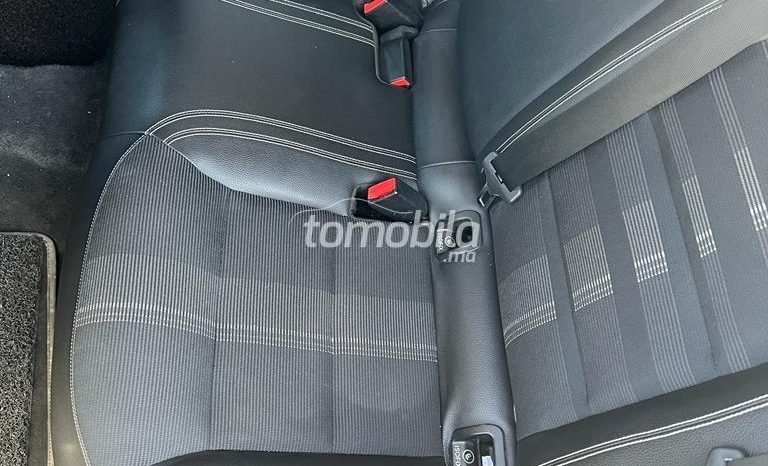 Mercedes-Benz GLA 200  2017 Diesel 100000Km Casablanca #105760