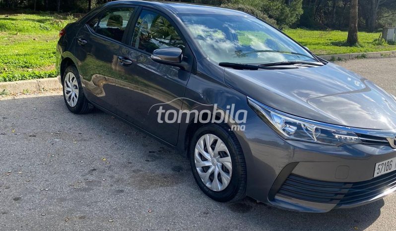 Toyota Corolla Occasion 2018 Diesel 92000Km Tanger #106075 plein
