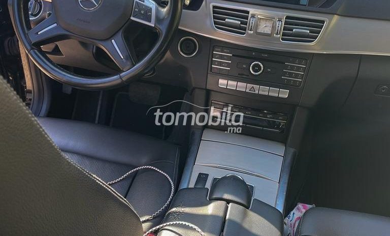 Mercedes-Benz Classe E  2015 Diesel 140000Km Casablanca #106385 plein