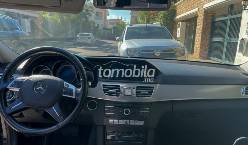 Mercedes-Benz Classe E  2015 Diesel 140000Km Casablanca #106385 plein