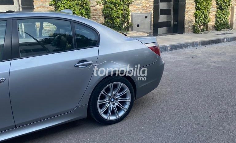 BMW Serie 5  2006 Essence 130000Km Casablanca #106950 plein