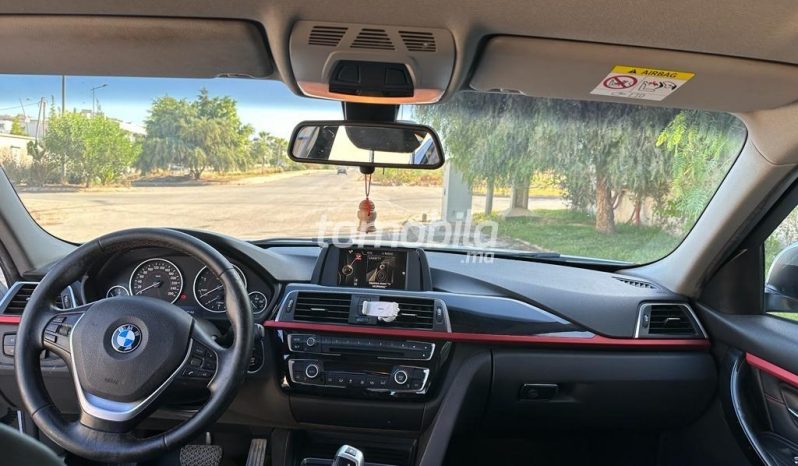 BMW 318 Occasion 2016 Diesel 185000Km Casablanca #108110 plein