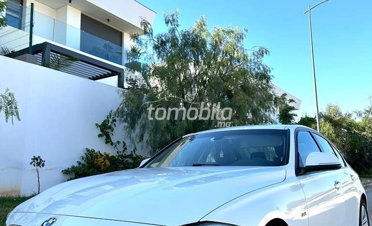 BMW 318 Occasion 2016 Diesel 185000Km Casablanca #108110 full