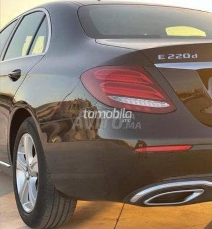 Mercedes-Benz E 220  2017 Diesel 95000Km Casablanca #109504 plein