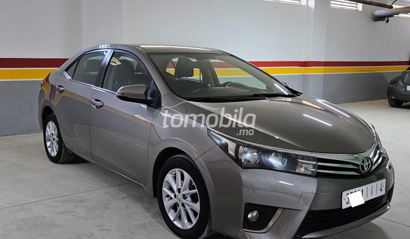 Toyota Corolla  2014 Diesel 180000Km Temara #109304