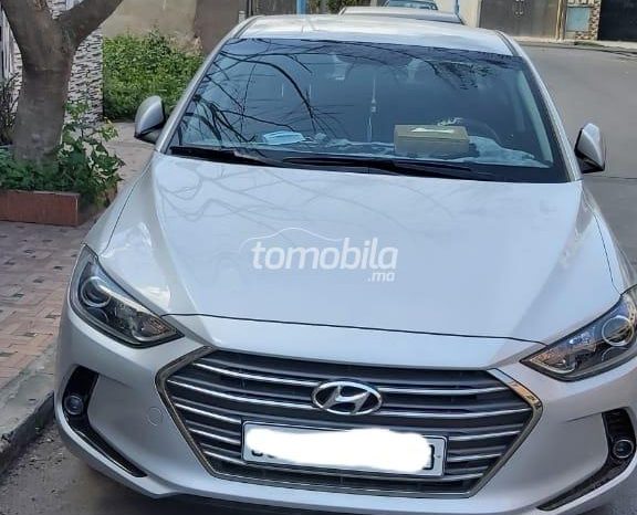 Hyundai Elantra  2018 Diesel 20000Km Casablanca #110521