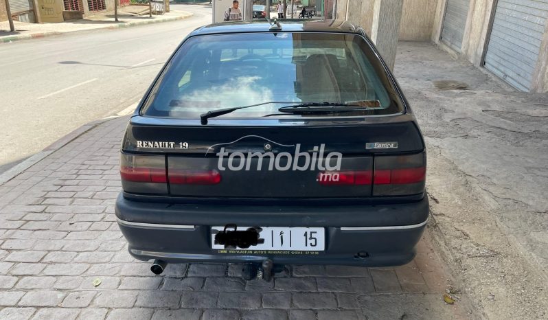 Renault  Importé  1995 Essence 300000Km Taounate #110966