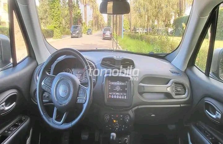 Jeep Renegade Occasion 2019 Diesel 37000Km Bouskoura #114068 plein