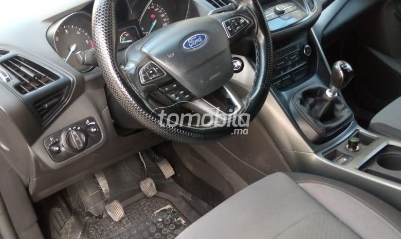Ford Kuga  2017 Diesel 182000Km Fès #115347 plein